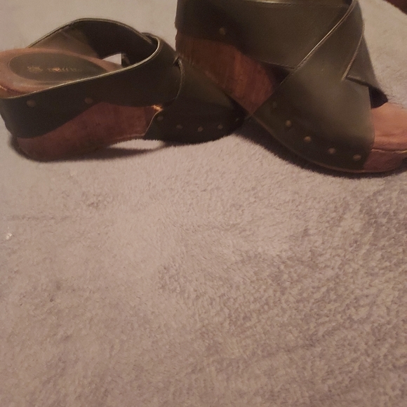 Ruff hewn Brown leather women's sandals - Picture 3 of 4